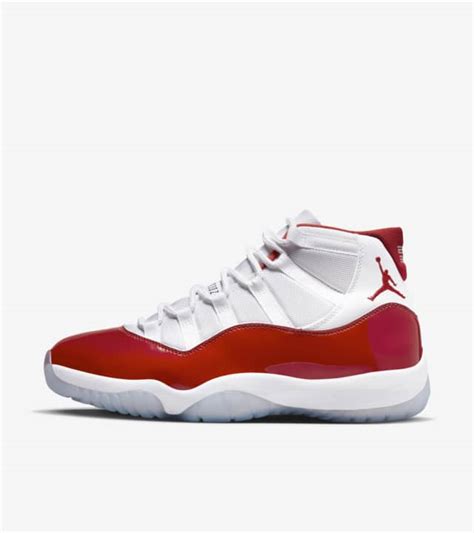 nike air jordan bauchtasche red|nike aj11 varsity red.